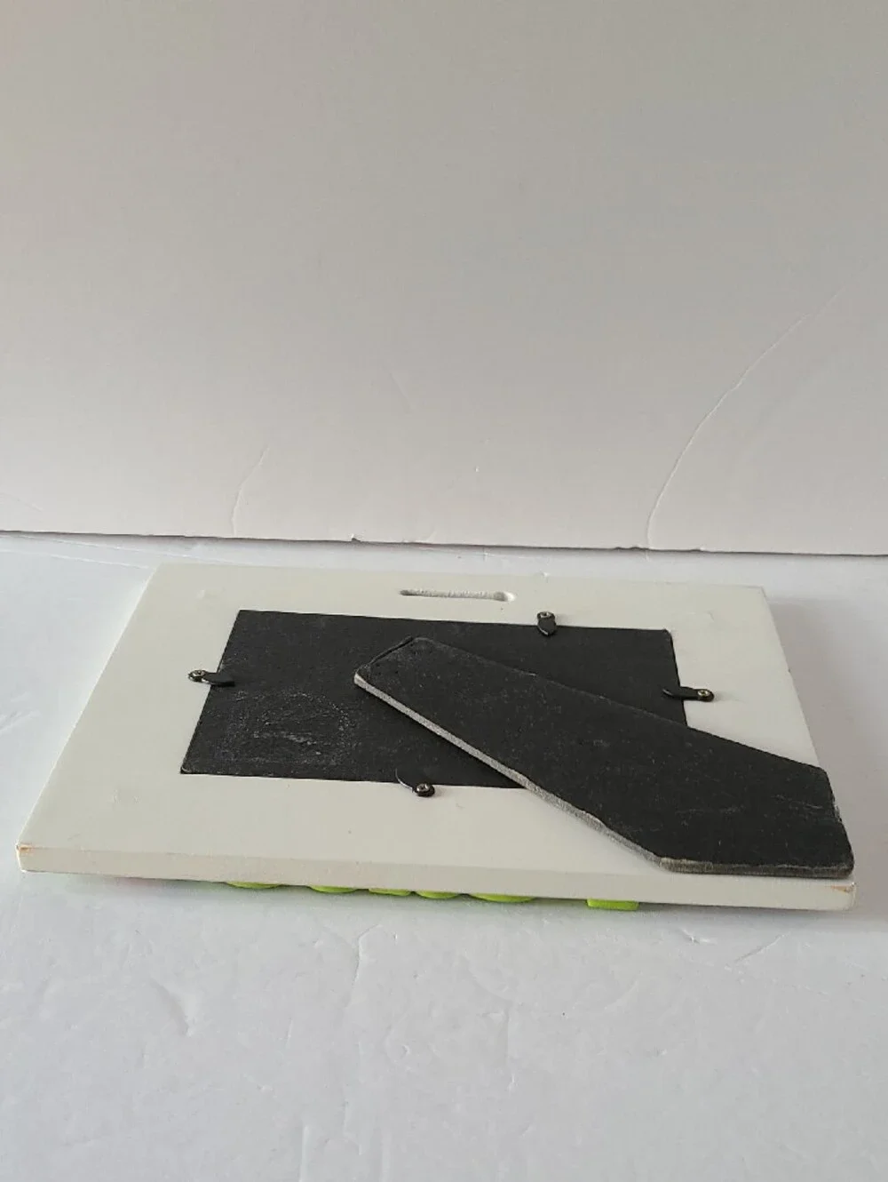 THE GRAFFITI PHOTO FRAME 